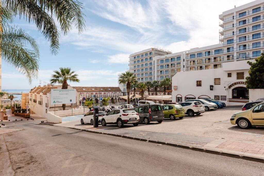 Amplio Con Vistas Al Mar Y Piscina En Benalmadena Lägenhet Exteriör bild